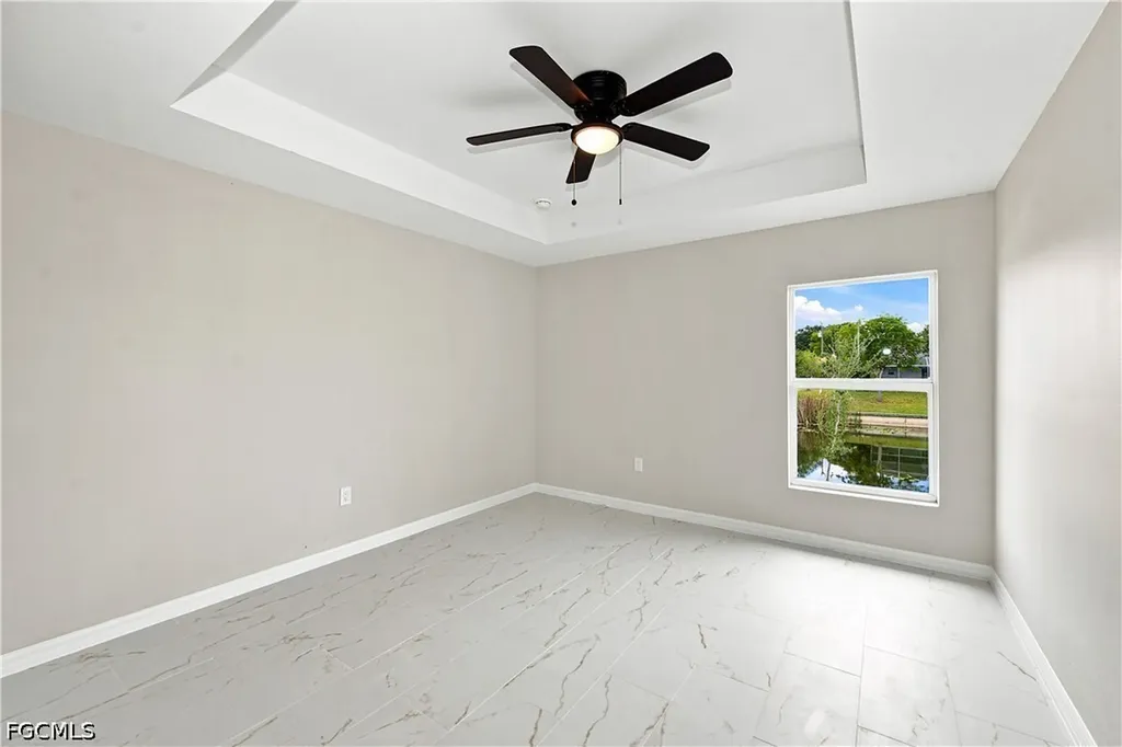 1718 NE 13th Place Cape Coral FL 33909