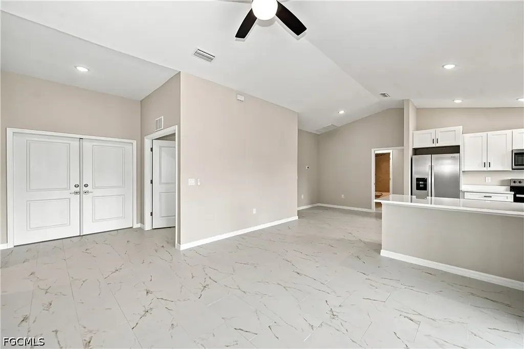 1718 NE 13th Place Cape Coral FL 33909