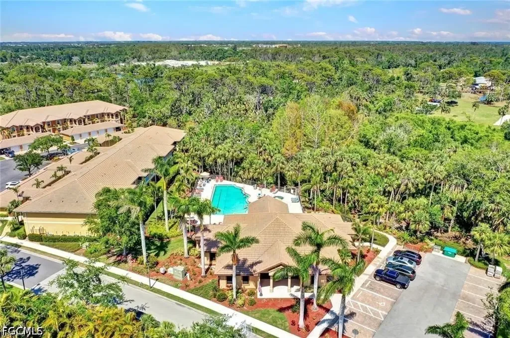 1137 Winding Pines Circle Cape Coral FL 33909