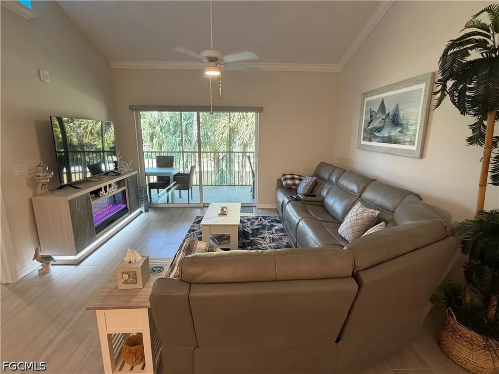 1137 Winding Pines Circle Cape Coral FL 33909