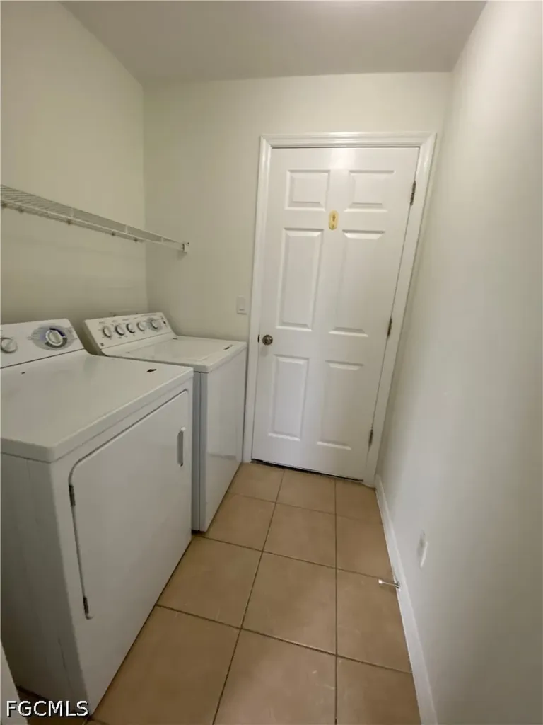 1703 NE 17th Street Cape Coral FL 33909