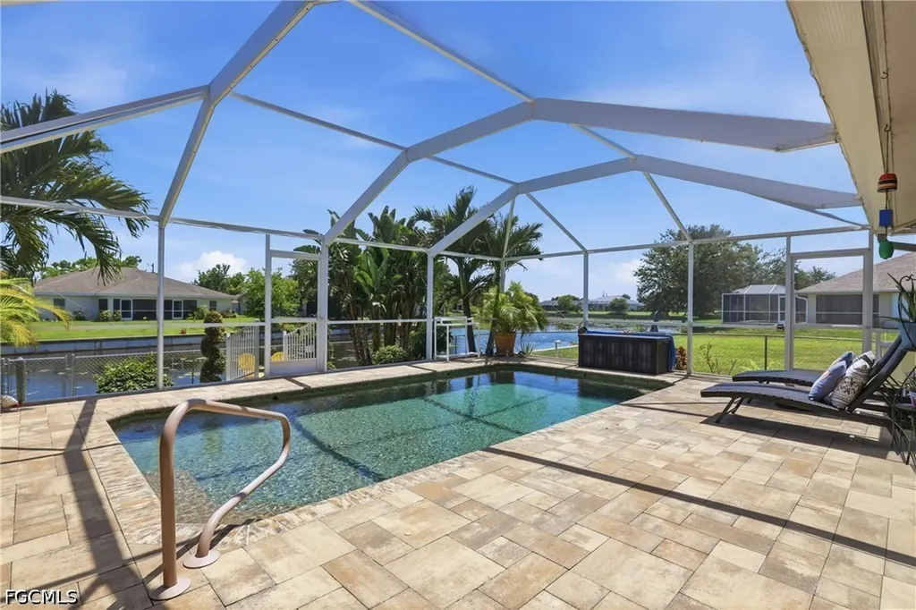 Cape Coral FL, 522 SE 4th Street