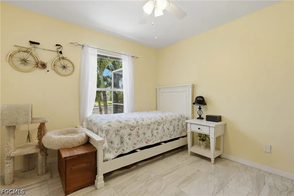 522 SE 4th Street Cape Coral FL 33990