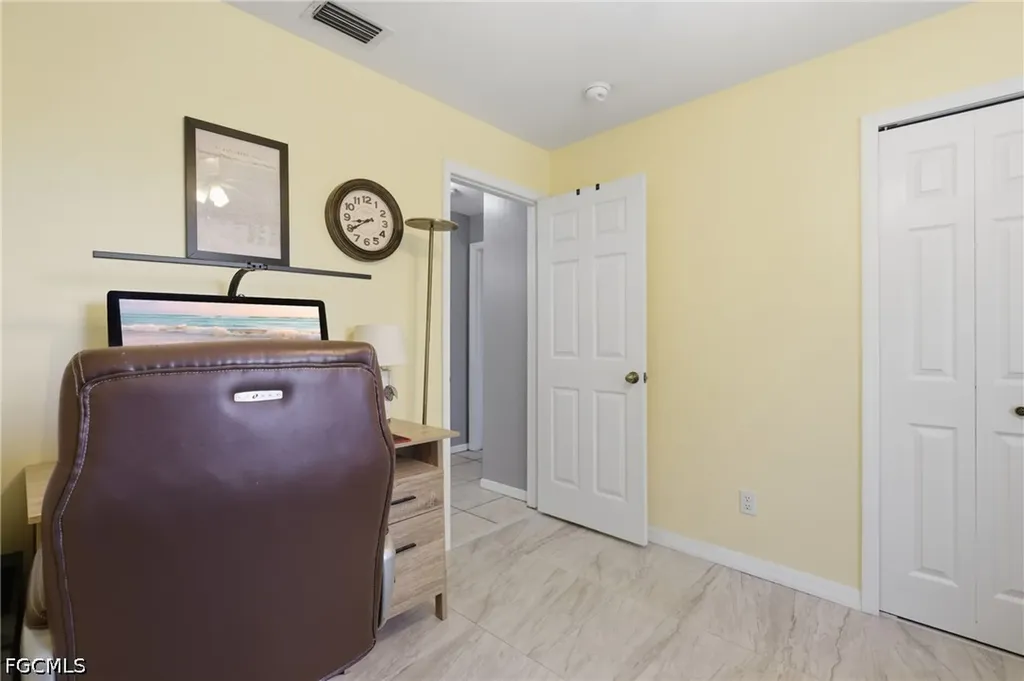 522 SE 4th Street Cape Coral FL 33990