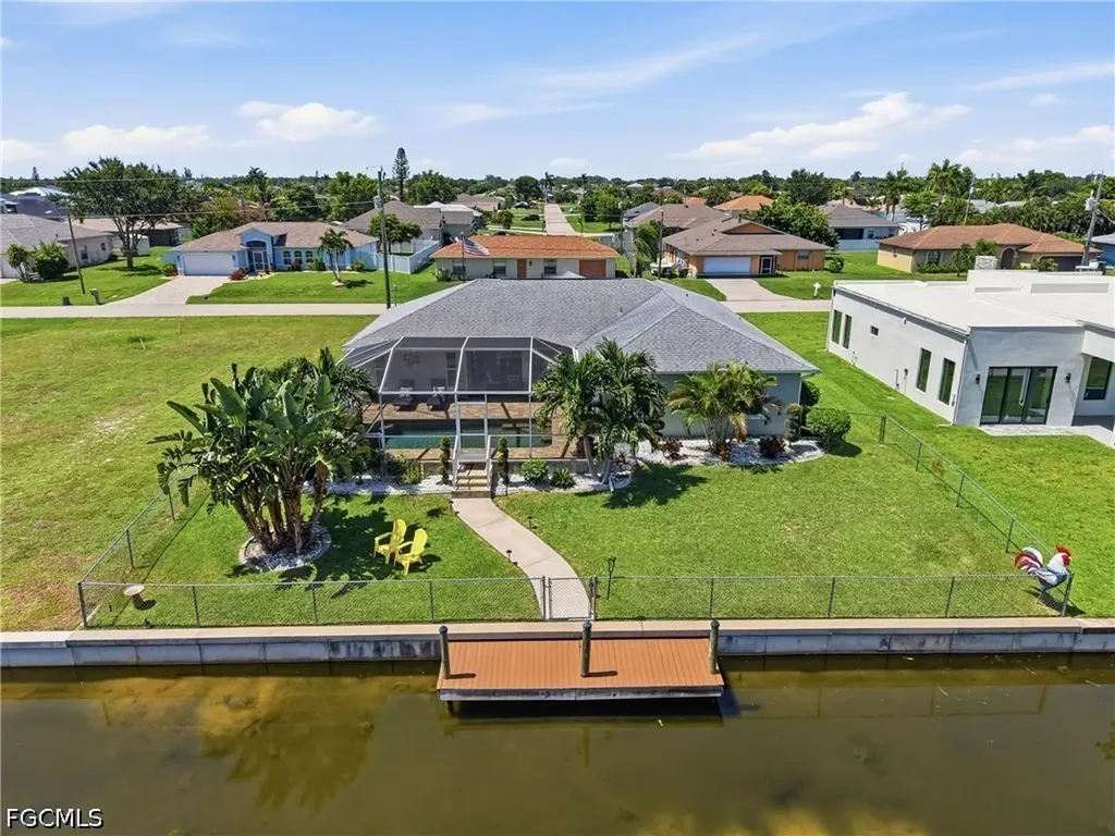 522 SE 4th Street Cape Coral FL 33990