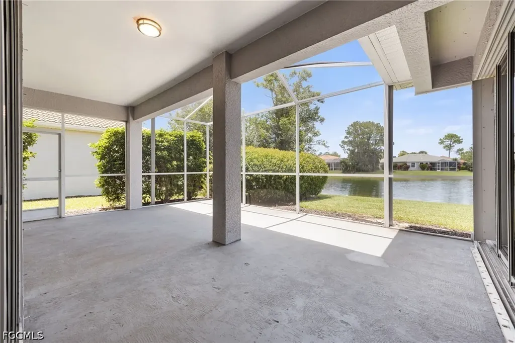 3940 Ruxton Road Naples FL 34116