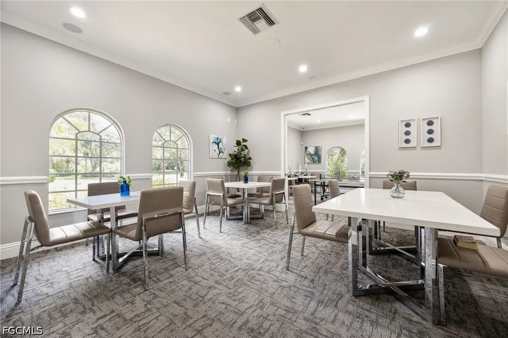 3940 Ruxton Road Naples FL 34116