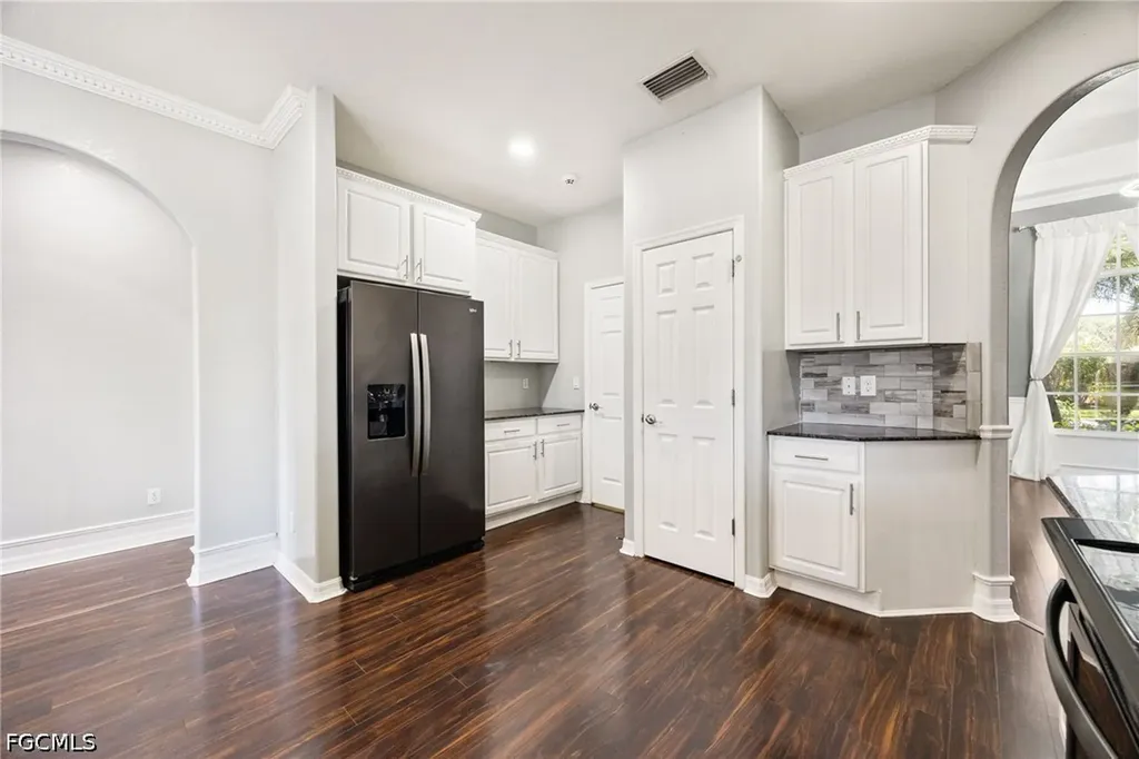 3940 Ruxton Road Naples FL 34116