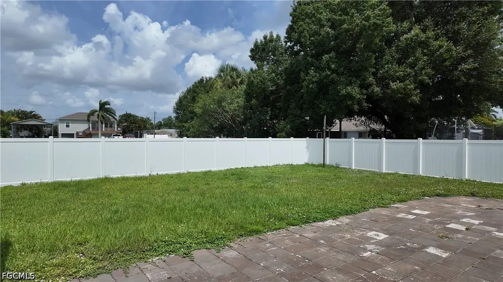 311 Oklahoma Avenue Fort Myers FL 33905