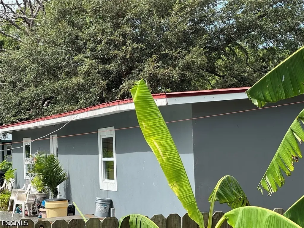 3502 NW 7th Street Okeechobee FL 34972