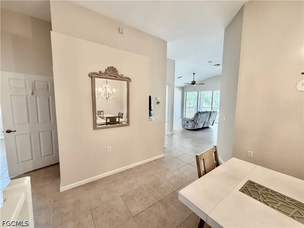 3020 Meandering Way Fort Myers FL 33905