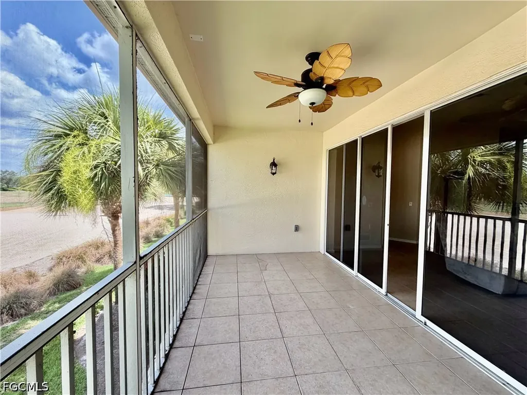 3020 Meandering Way Fort Myers FL 33905