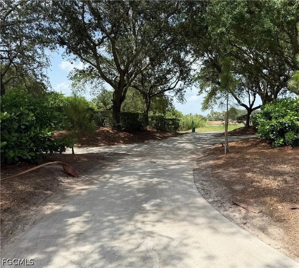 3020 Meandering Way Fort Myers FL 33905