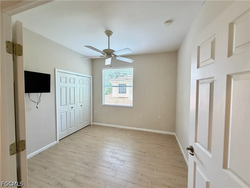 3020 Meandering Way Fort Myers FL 33905