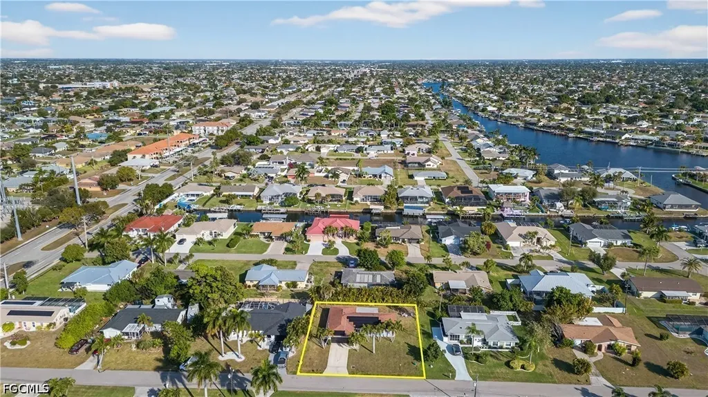113 SE 41st Street Cape Coral FL 33904
