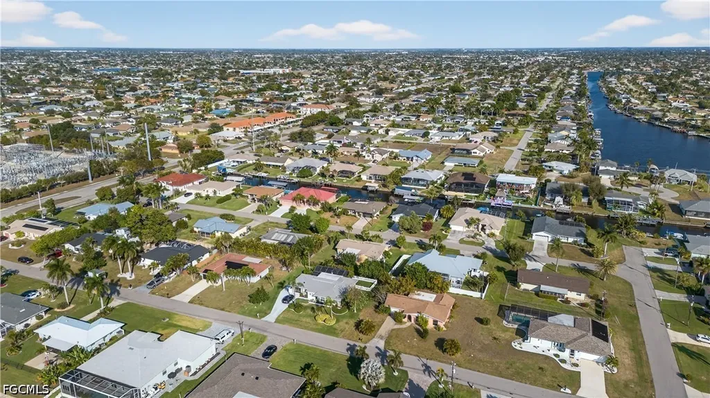 113 SE 41st Street Cape Coral FL 33904
