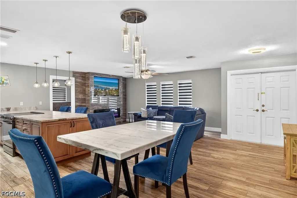 113 SE 41st Street Cape Coral FL 33904