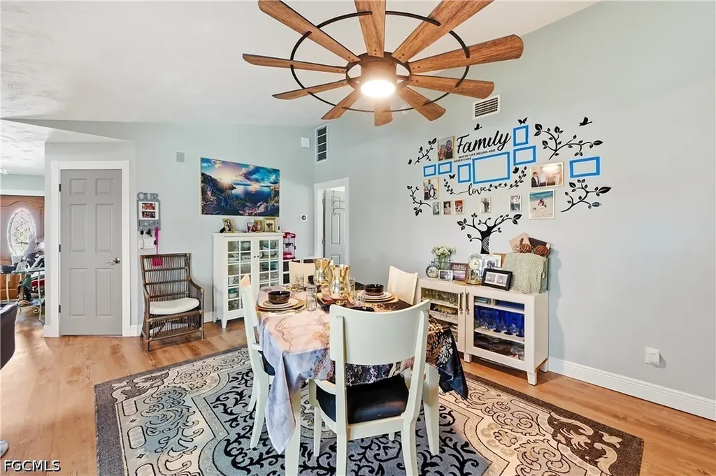 7219 Reymoor Drive North Fort Myers FL 33917