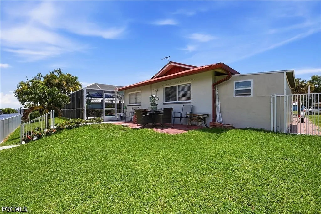 7219 Reymoor Drive North Fort Myers FL 33917