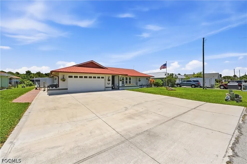 7219 Reymoor Drive North Fort Myers FL 33917