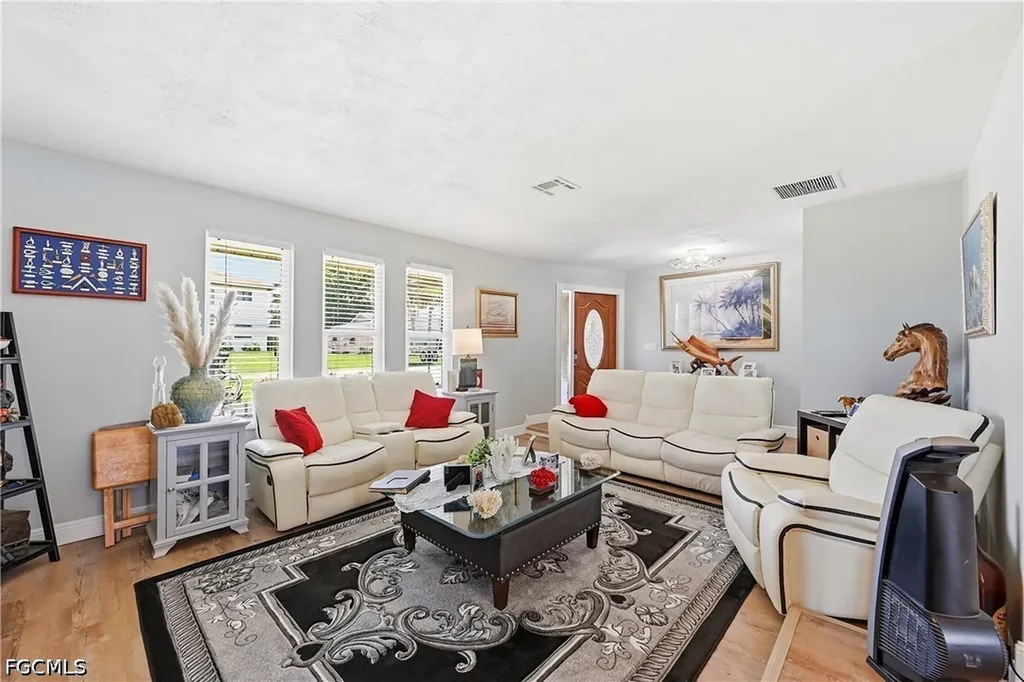 7219 Reymoor Drive North Fort Myers FL 33917