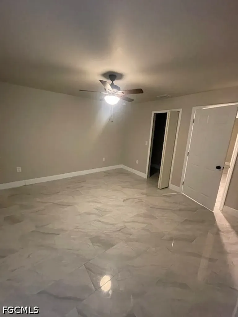 1858 Delaware Avenue Fort Myers FL 33916