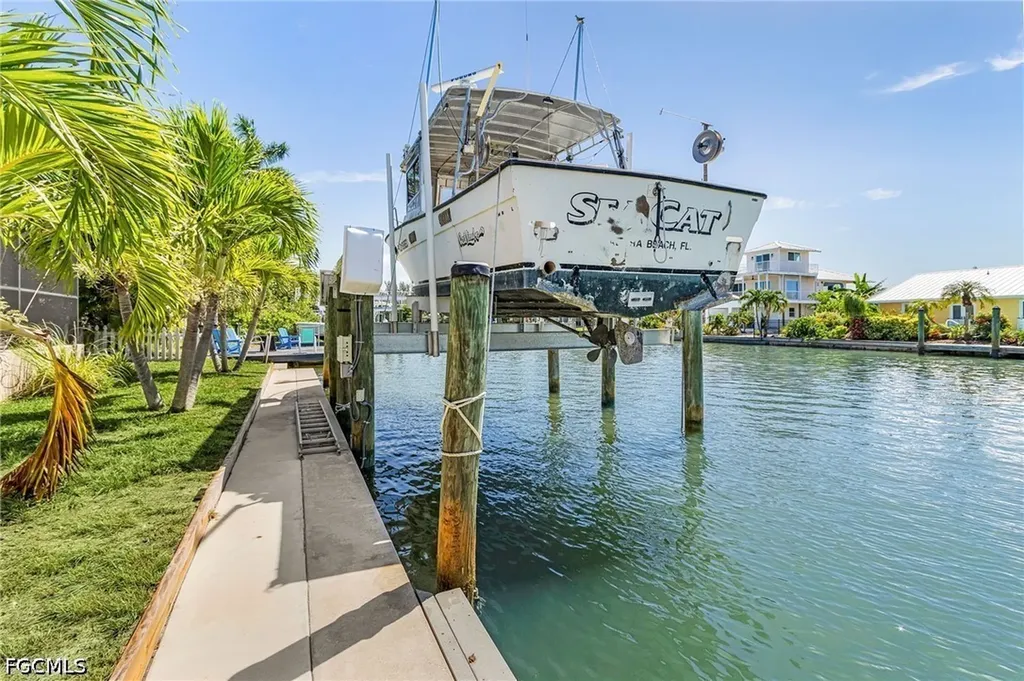 2272 York Road St. James City FL 33956
