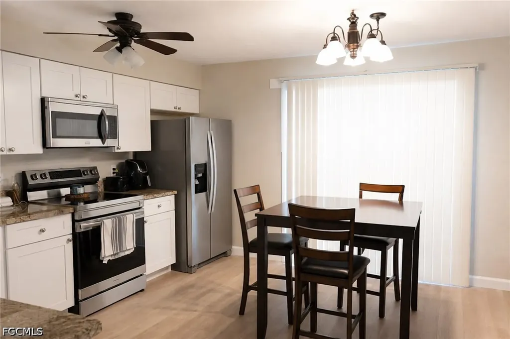 4530 SW 7th Place Cape Coral FL 33914
