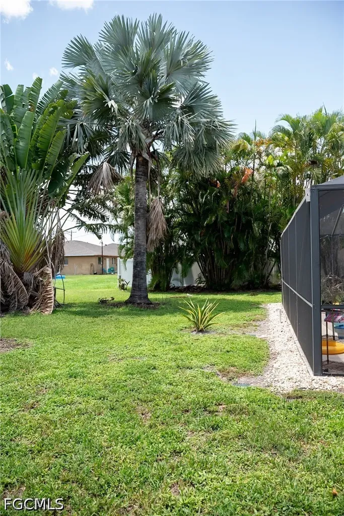 4530 SW 7th Place Cape Coral FL 33914