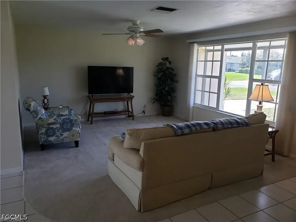 1305 SE 21st Street Cape Coral FL 33990