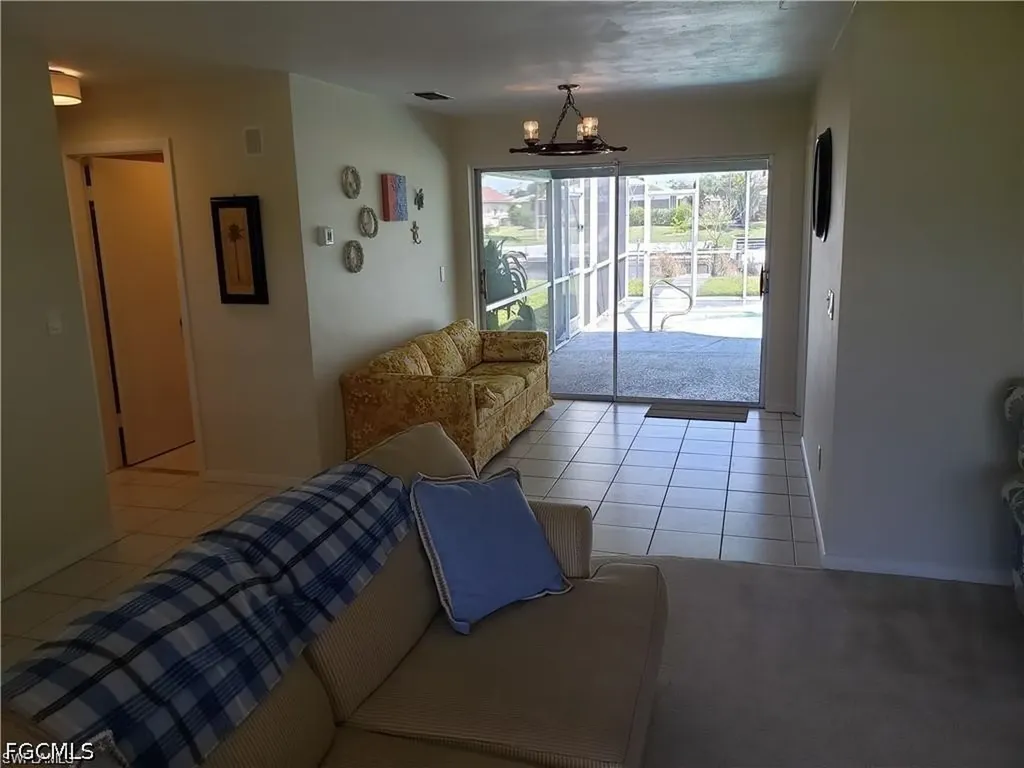 1305 SE 21st Street Cape Coral FL 33990