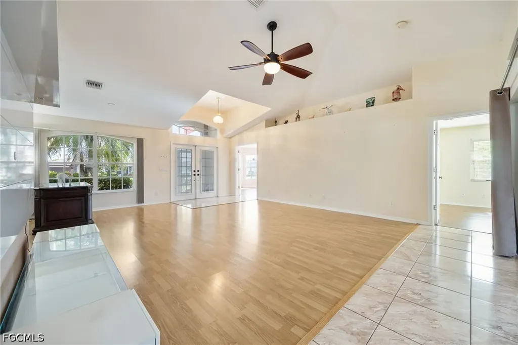 1132 SE 32nd Terrace Cape Coral FL 33904
