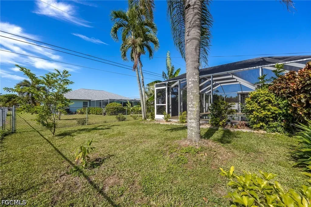 1132 SE 32nd Terrace Cape Coral FL 33904