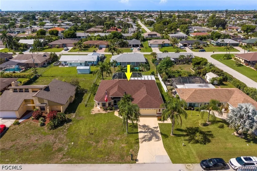 1132 SE 32nd Terrace Cape Coral FL 33904