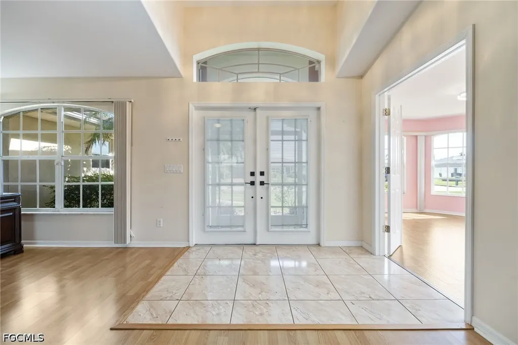 1132 SE 32nd Terrace Cape Coral FL 33904