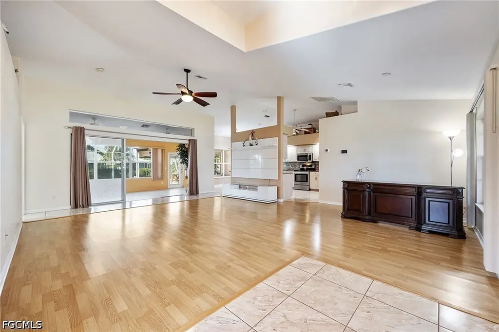 1132 SE 32nd Terrace Cape Coral FL 33904