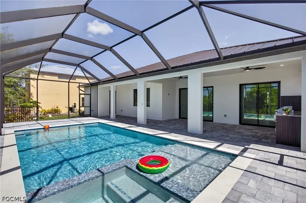2836 SW 1st Terrace Cape Coral FL 33991
