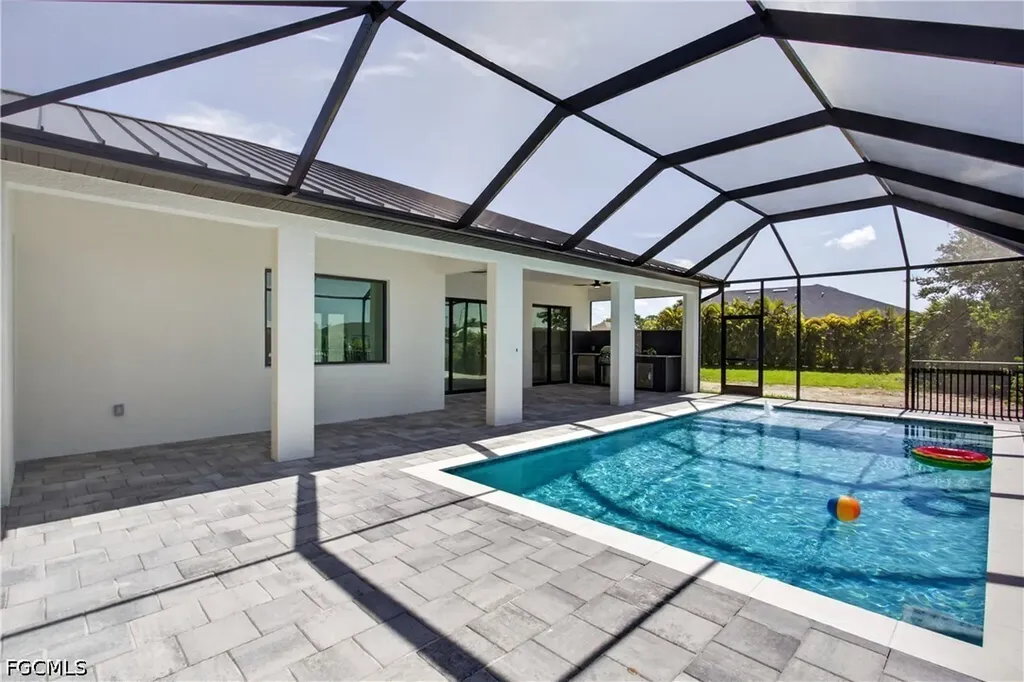 2836 SW 1st Terrace Cape Coral FL 33991