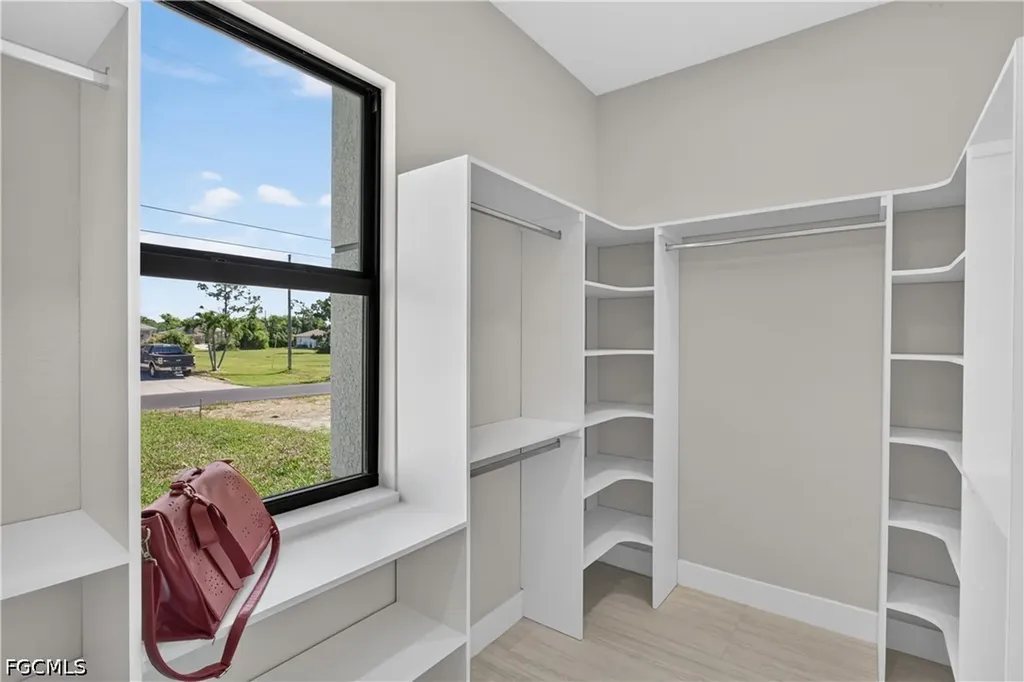 2836 SW 1st Terrace Cape Coral FL 33991