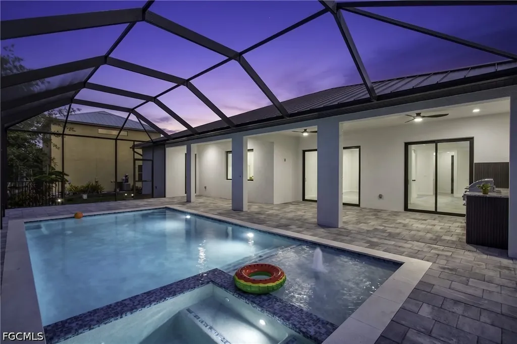 2836 SW 1st Terrace Cape Coral FL 33991