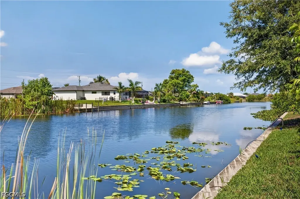 2836 SW 1st Terrace Cape Coral FL 33991