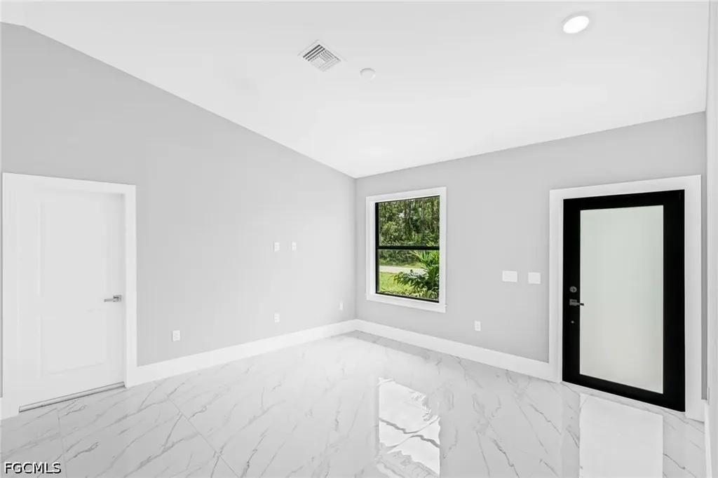 633 Windermere Drive Lehigh Acres FL 33972