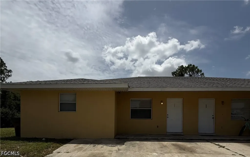 5105 30th Street SW Lehigh Acres FL 33973