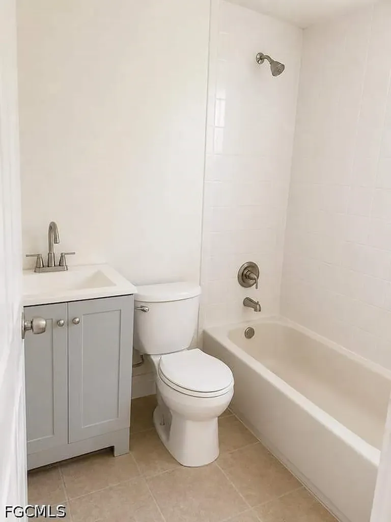 3516 E Riverside Drive Fort Myers FL 33916