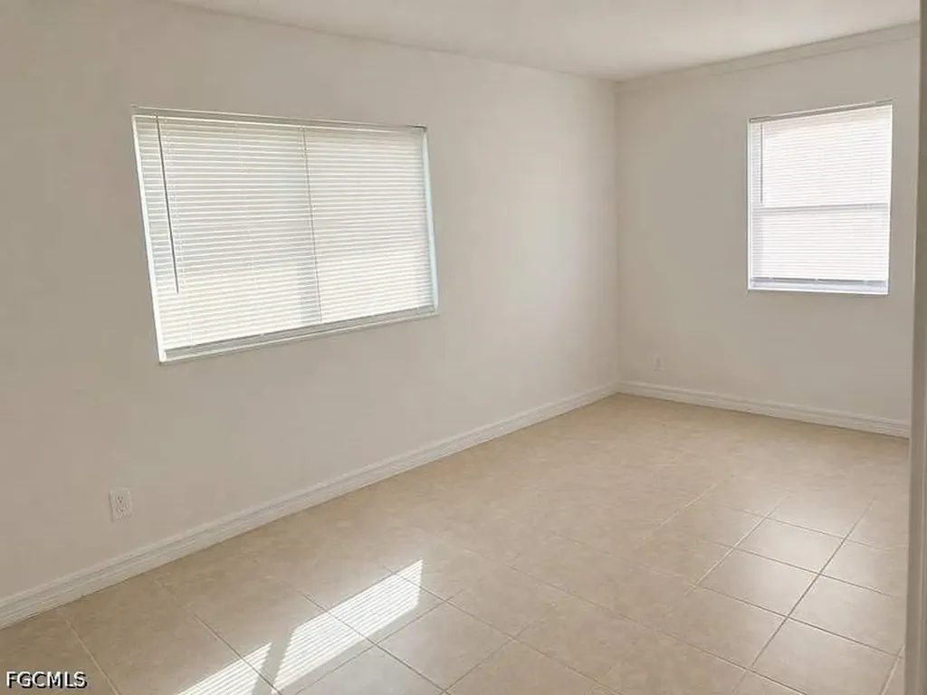 3516 E Riverside Drive Fort Myers FL 33916