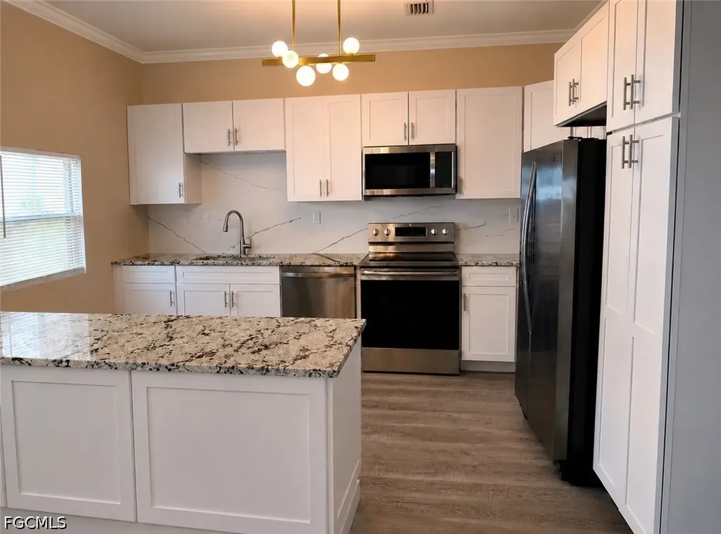 3516 E Riverside Drive Fort Myers FL 33916