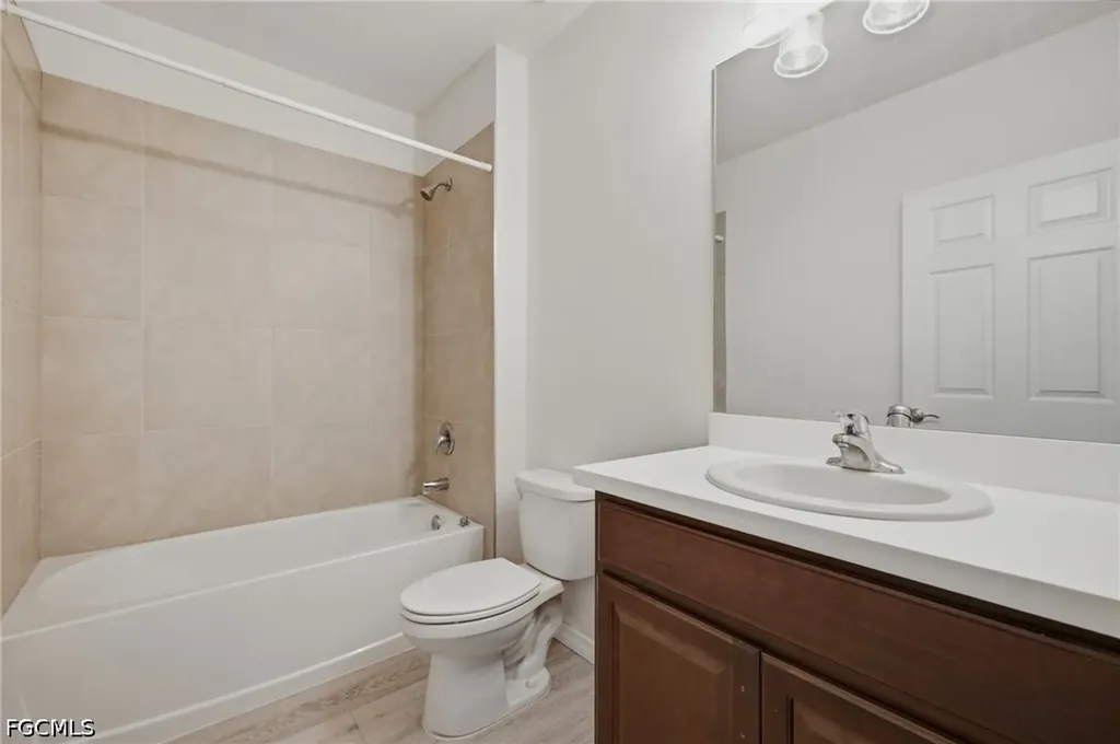 2909 NW 22nd Avenue Cape Coral FL 33993