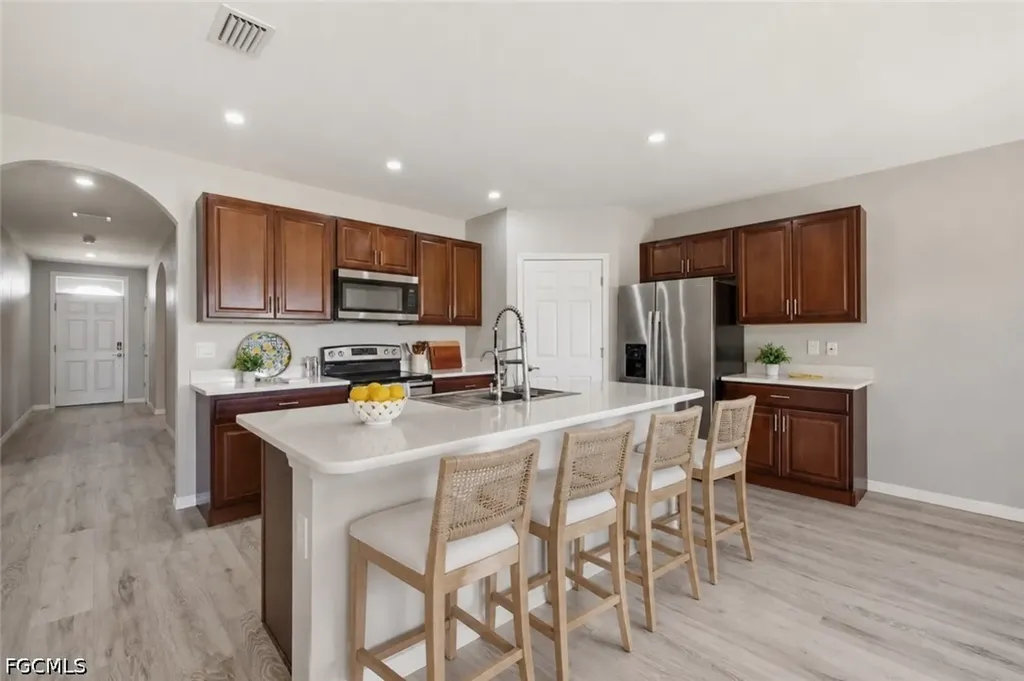 2909 NW 22nd Avenue Cape Coral FL 33993