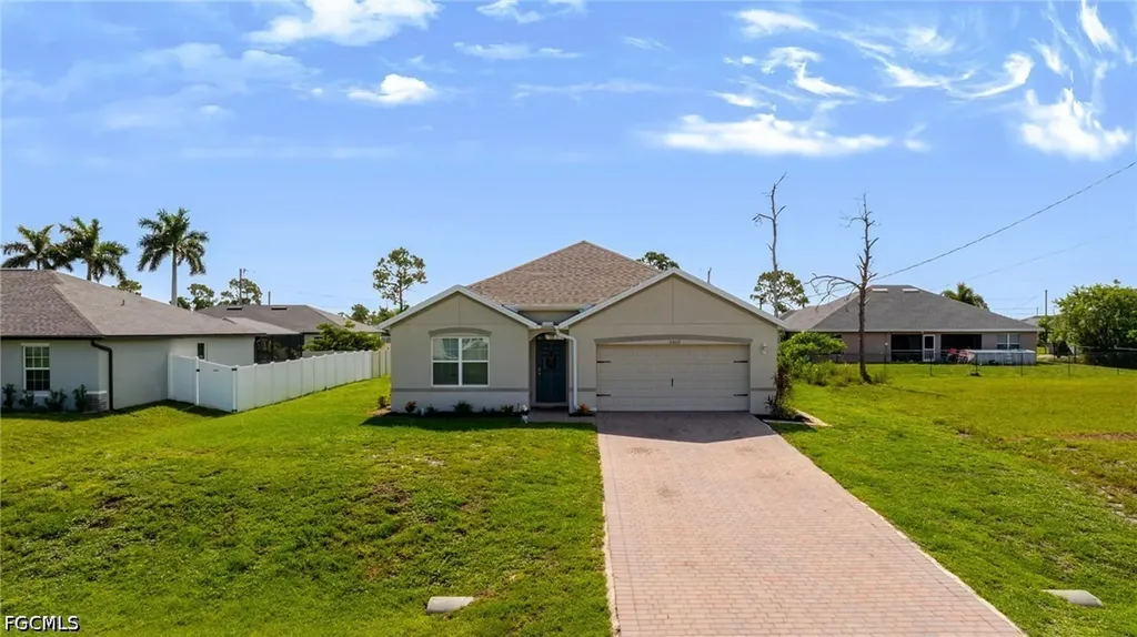 2909 NW 22nd Avenue Cape Coral FL 33993