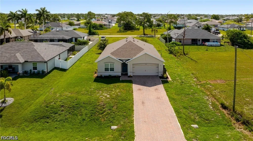 2909 NW 22nd Avenue Cape Coral FL 33993